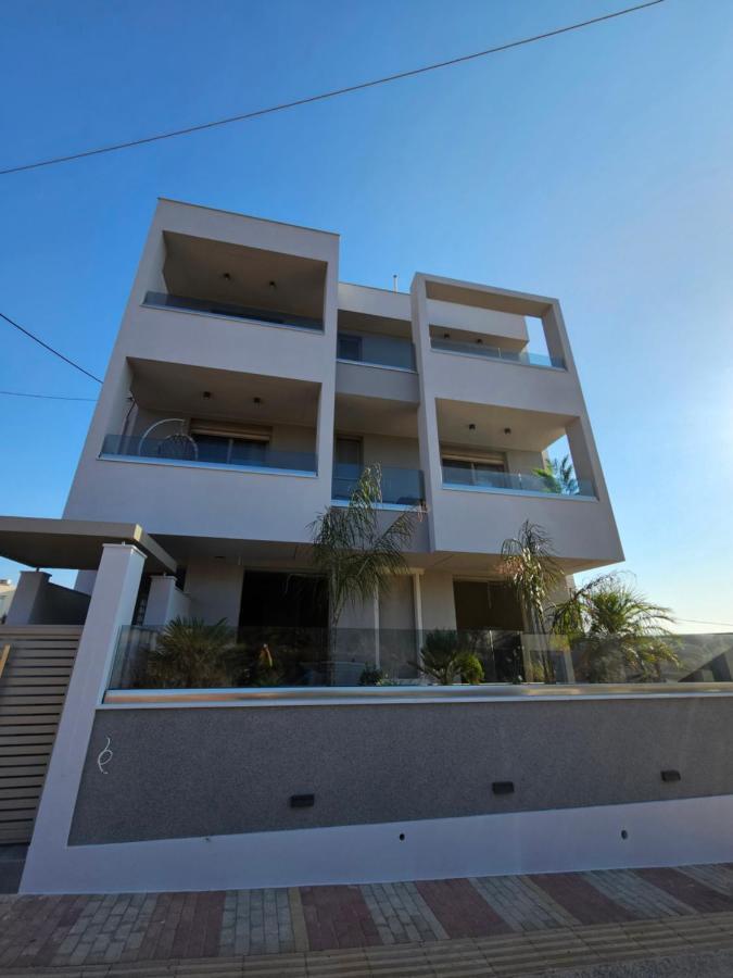 Calm & Dreamy Luxury Apts Pirgos  Exterior foto